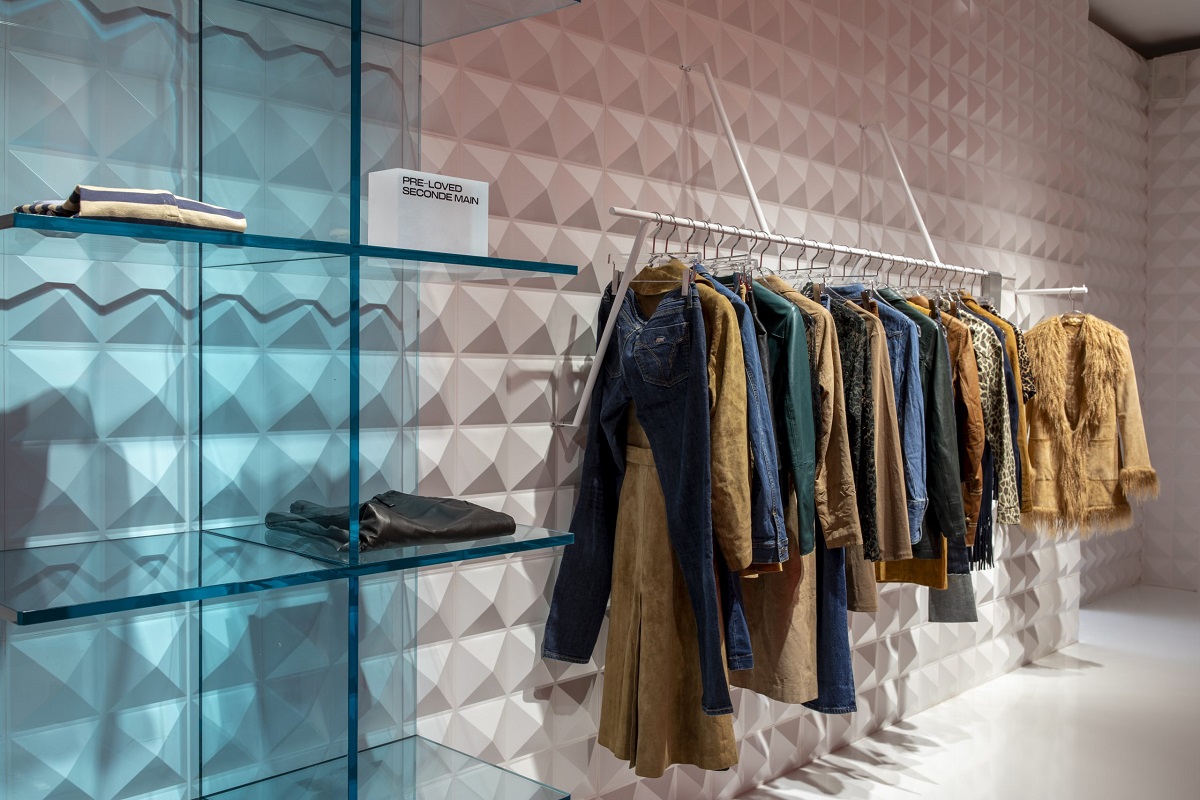 H&M intră oficial pe piaţa second-hand din România