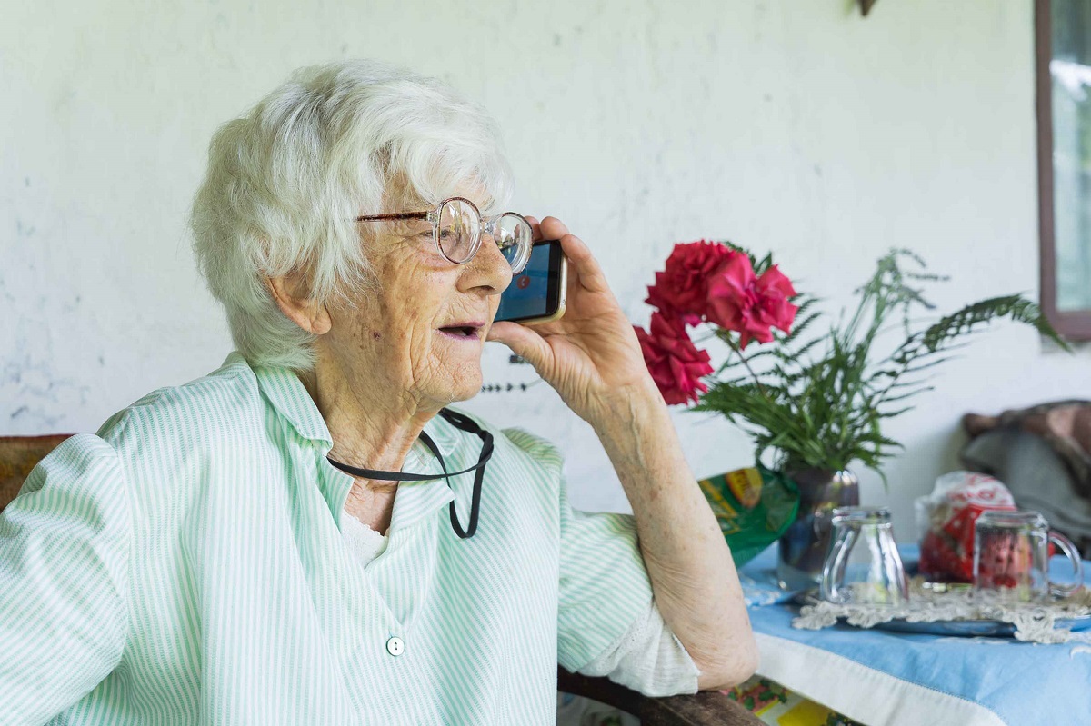 telefonul varstnicului, Topul nevoilor si solutiilor, Fundatia Regala margareta a Romaniei, seniorii, 